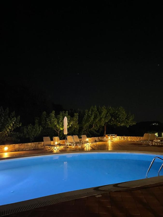 Lygaria Beach Apts Лигарья Экстерьер фото